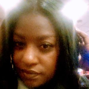 Meet your Posher, Yolanda